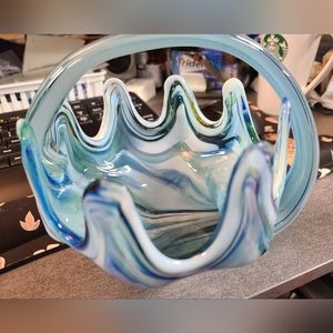 VTG Murano Glass Blown Art Cornucopia Basket Beautiful Creamy Blue White Swirls